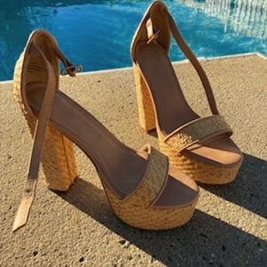 Charlotte Russe Size 7 Wedges